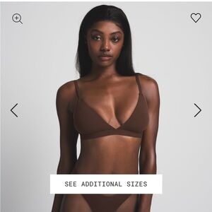 Skims bralette